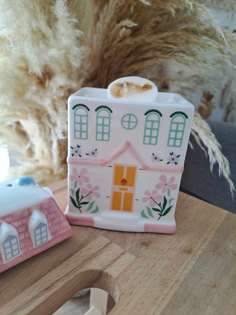 Brûle parfum maison printemps