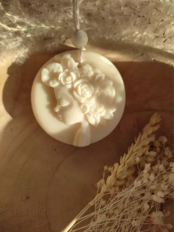 Galet parfumé pour armoires - modèle 4